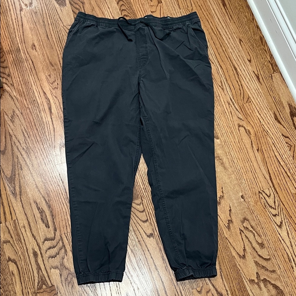 Columbia Men's Charcoal Jogger Pants